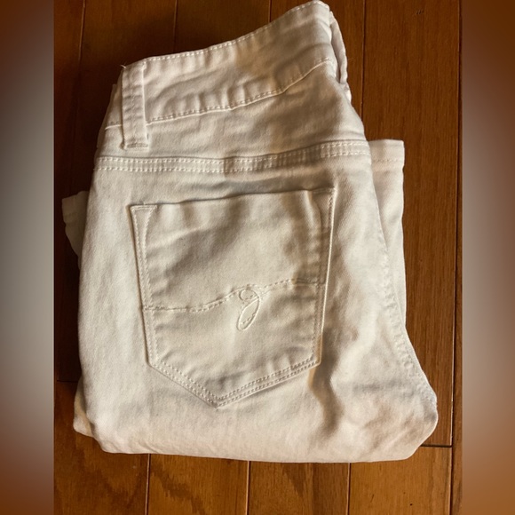 Guess Jeans Belmont White Slight Flair Slight Stretch Zipper 🪰 Jeans! - Picture 10 of 11